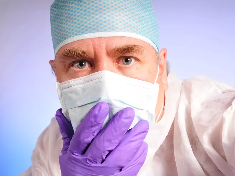 Krótkie wędzidełko języka - przyczyny, objawy, diagnoza, leczenie