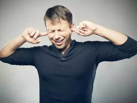 Wpływ przetwarzania słuchowego na funkcje fonologiczne